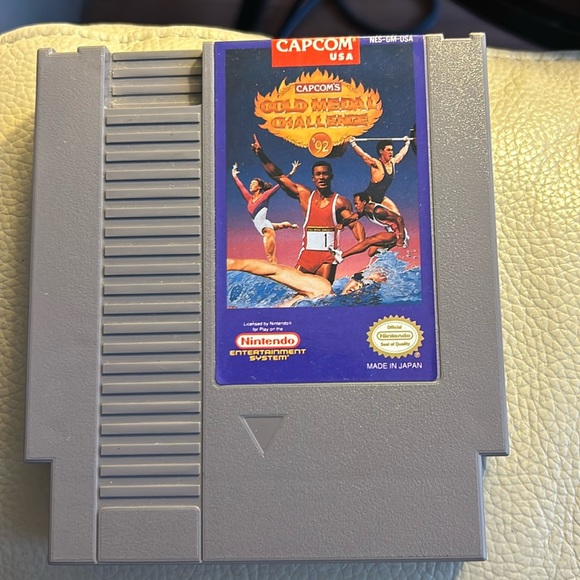 Nintendo NES Capcom USA Gold Medal Challenge 92 NES-GM-USA (Japan) - Picture 1 of 4